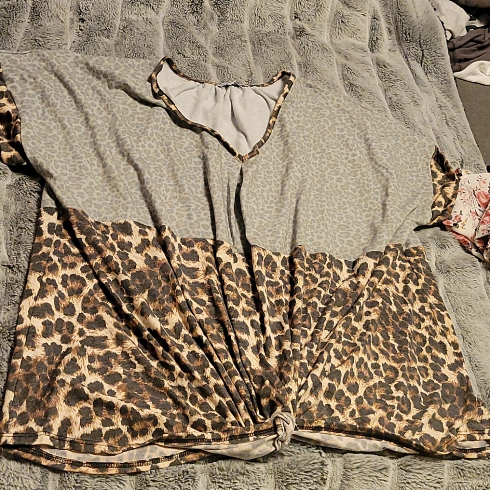 Tie front top